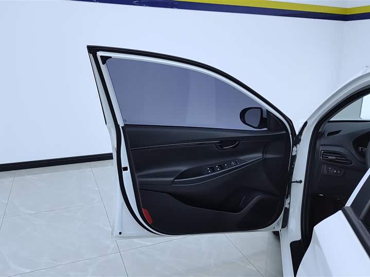 Фото 7 - Hyundai Celesta