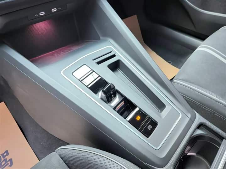 Фото 9 - Volkswagen Golf