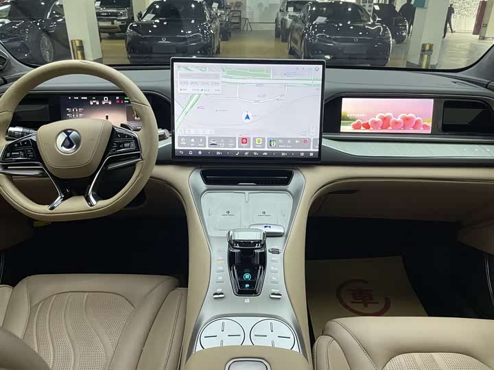 Фото 6 - Denza N7