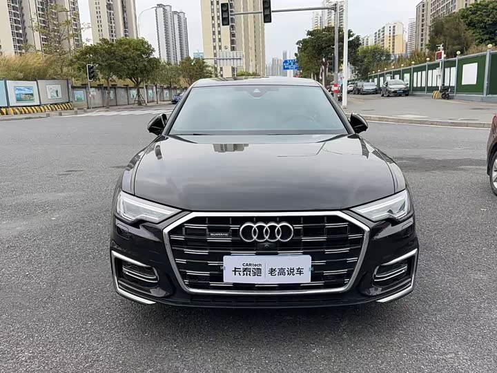 Фото 2 - Audi A6L