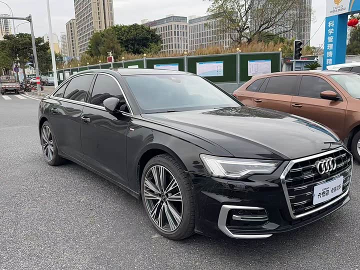 Фото 3 - Audi A6L