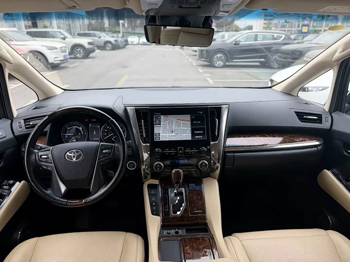 Фото 6 - Toyota Alphard