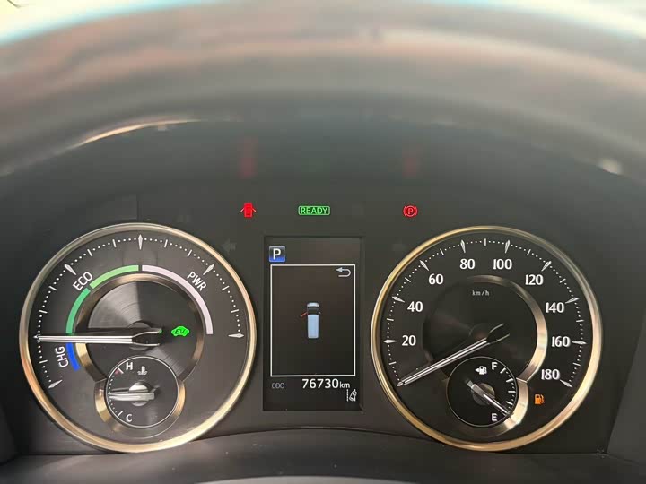 Фото 7 - Toyota Alphard