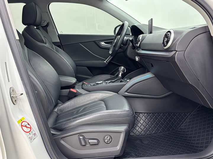 Фото 9 - Audi Q2L