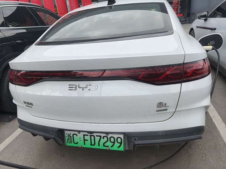 Фото 6 - BYD Qin L