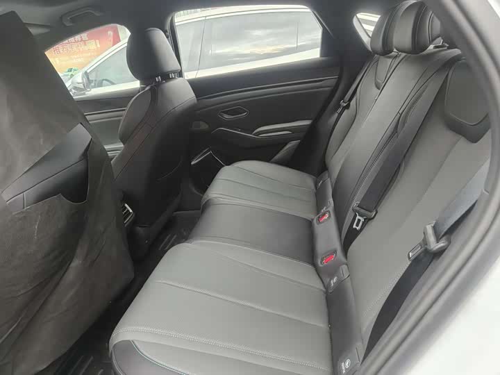 Фото 8 - BYD Qin L