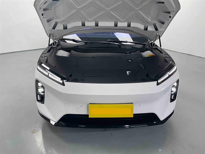 Фото 6 - Nio ET5T