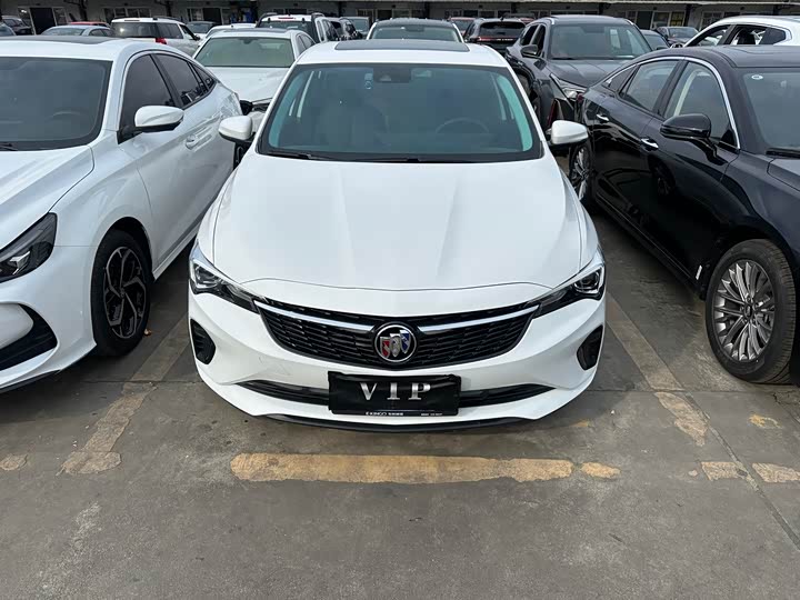 Фото 2 - Buick Verano