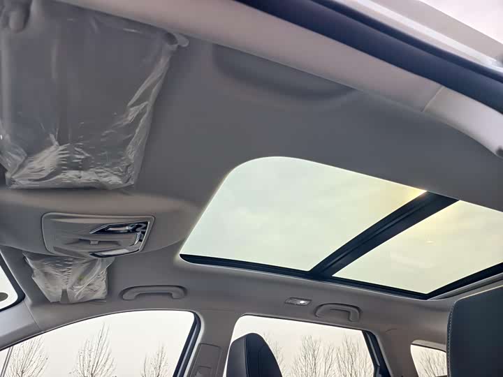 Фото 9 - Changan CS75