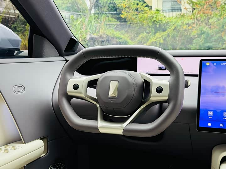 Фото 7 - Avatr 06