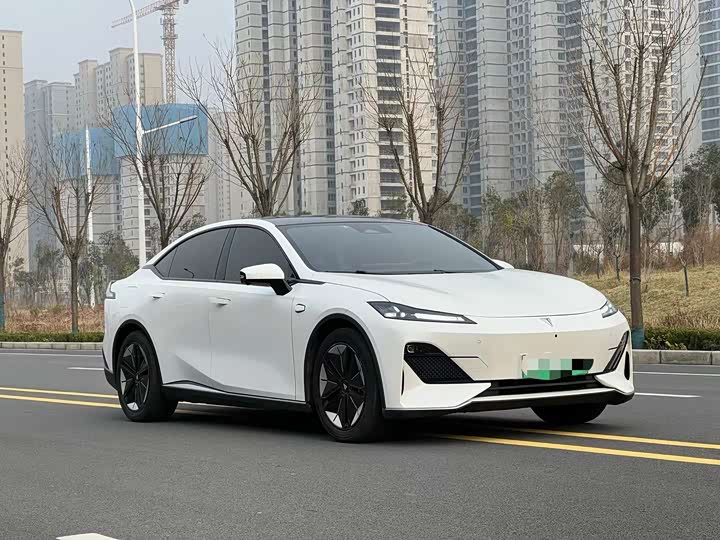 Фото 6 - Changan Deepal SL03