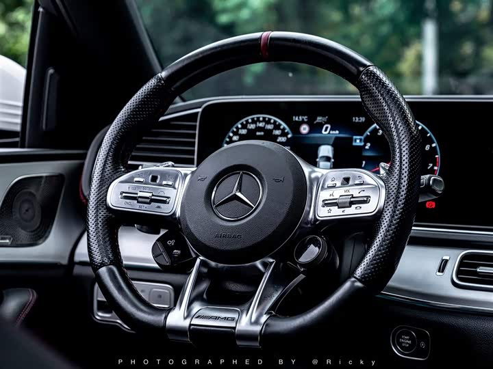 Фото 5 - Mercedes-Benz GLE-Class AMG