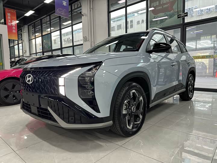 Photo 1 - Hyundai ix35 (Mufasa)