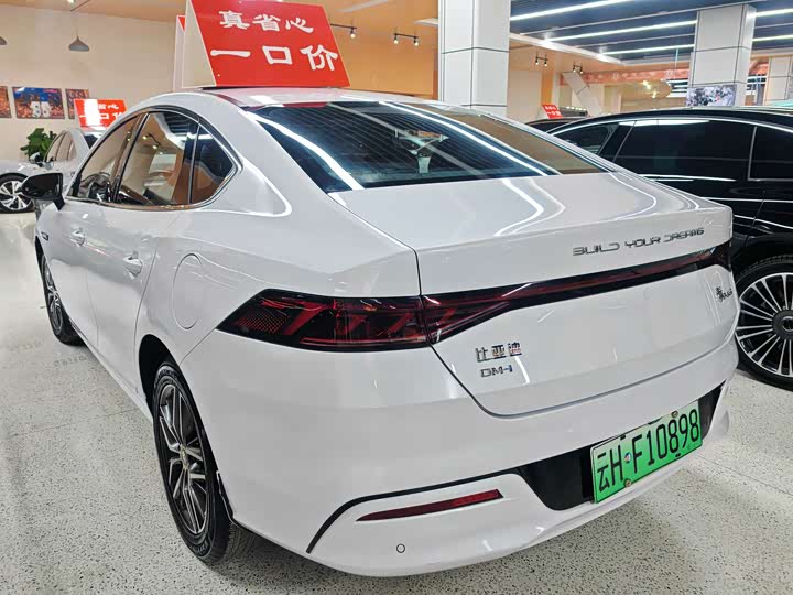 Фото 2 - BYD Qin Plus