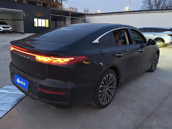 Photo 3 - Bestune B70