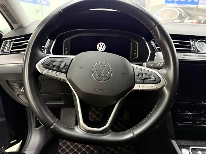 Фото 7 - Volkswagen Magotan