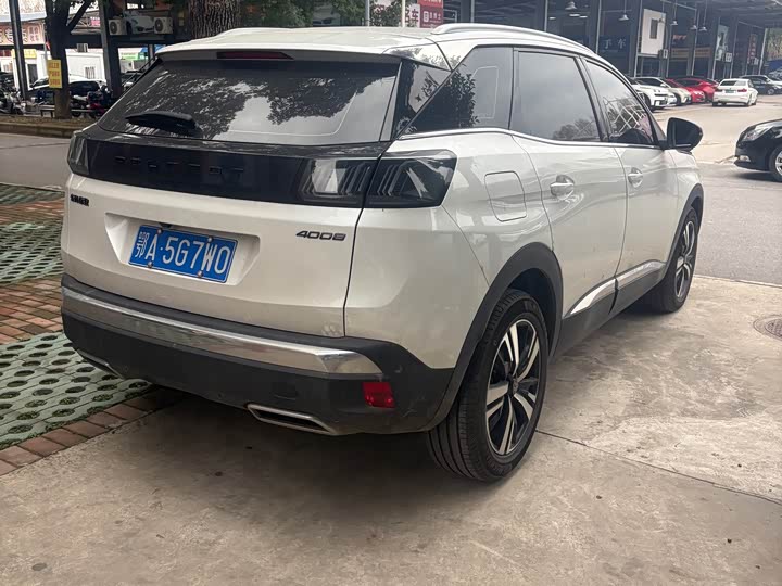 Фото 9 - Peugeot 4008