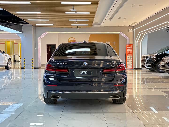 Фото 4 - BMW 5 Series