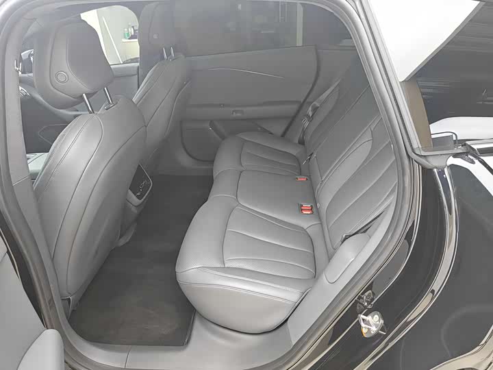 Фото 9 - XPeng F57