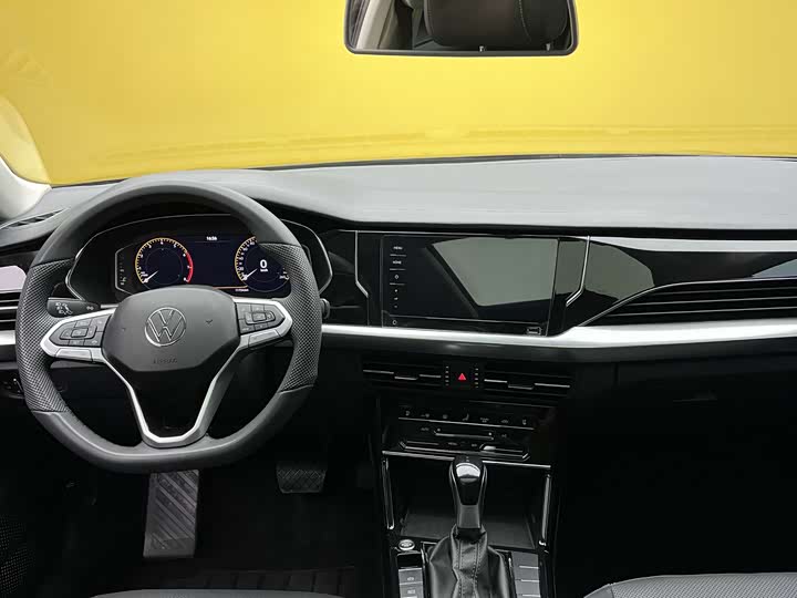 Фото 5 - Volkswagen Passat