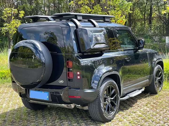 Фото 4 - Land Rover Defender