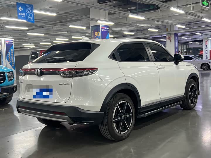 Фото 4 - Honda Vezel