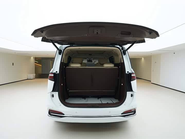 Фото 6 - Bestune M9