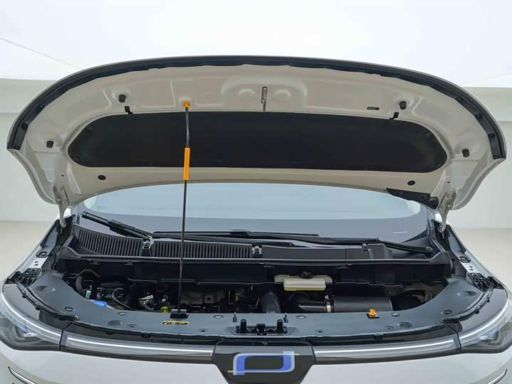 Фото 7 - Bestune M9