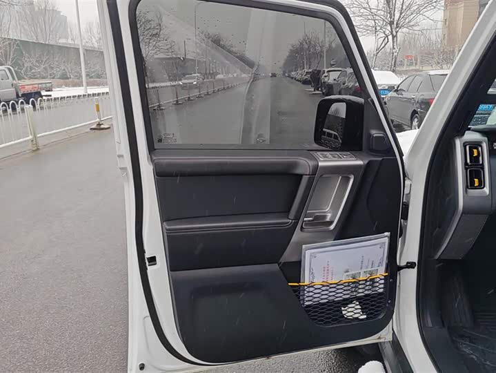 Фото 7 - Chery iCar V23