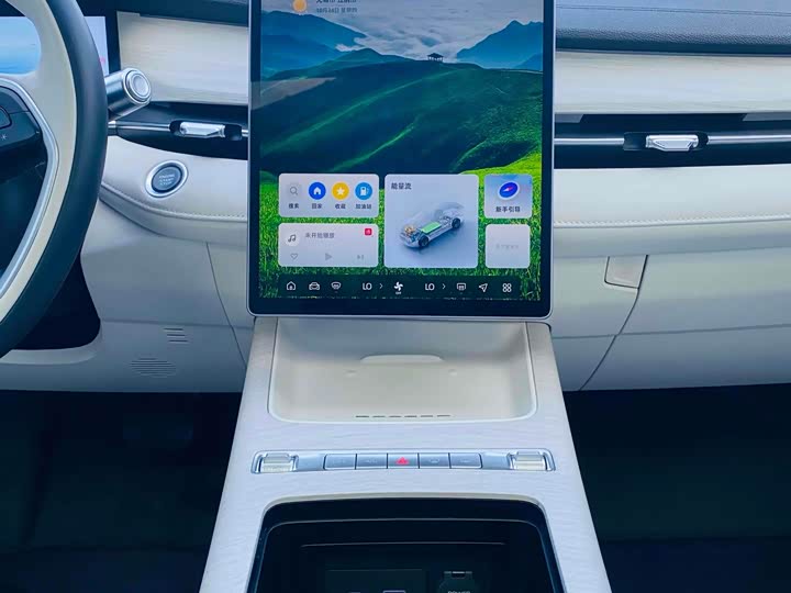 Фото 9 - Geely Preface L