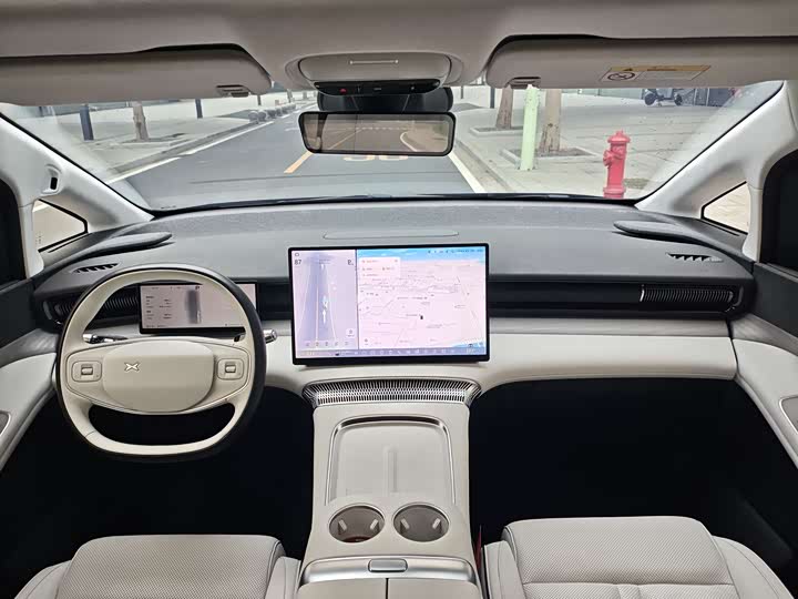 Фото 8 - XPeng X9