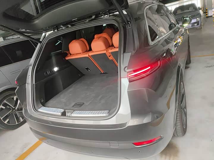 Фото 8 - LiXiang L7