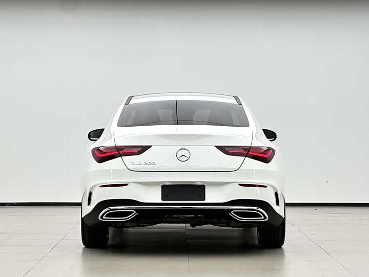 Фото 4 - Mercedes-Benz CLA-Class