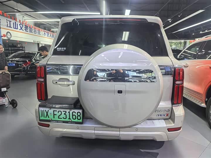 Фото 8 - Tank 500 Hybrid