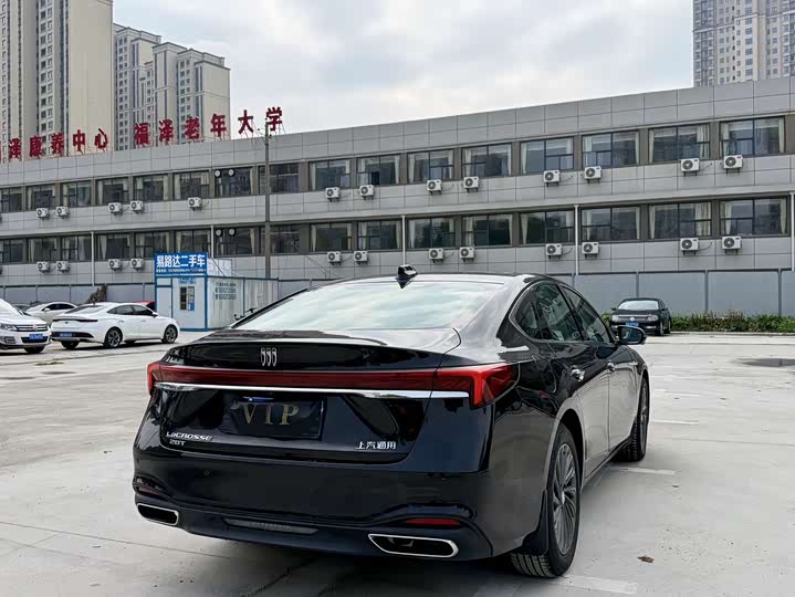 Фото 7 - Buick LaCrosse