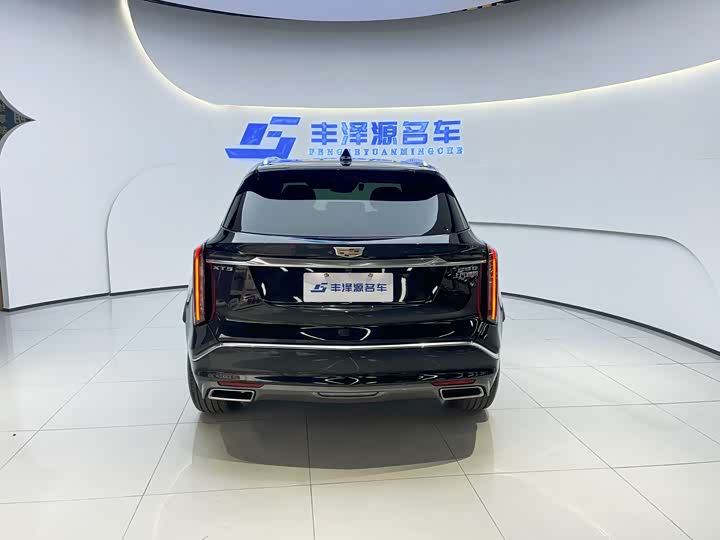 Фото 3 - Cadillac XT5