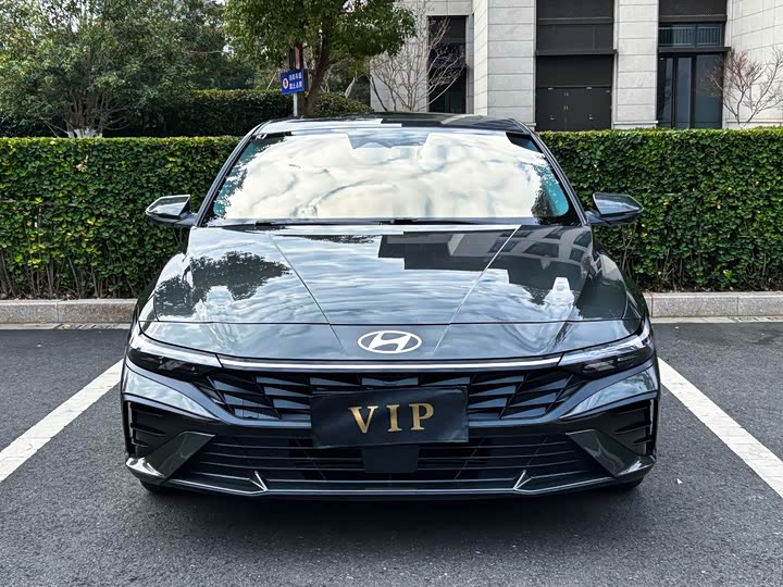 Фото 1 - Hyundai Elantra N line