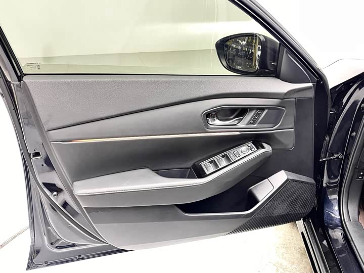 Фото 8 - Honda Accord Hybrid