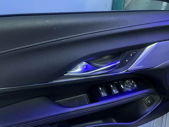 Фото 4 - Cadillac CT4