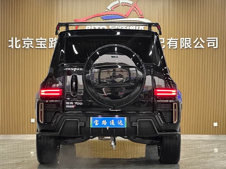 Фото 5 - Tank 700 Hybrid