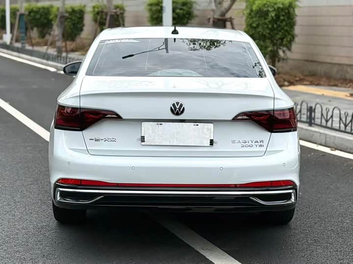 Фото 6 - Volkswagen Sagitar L