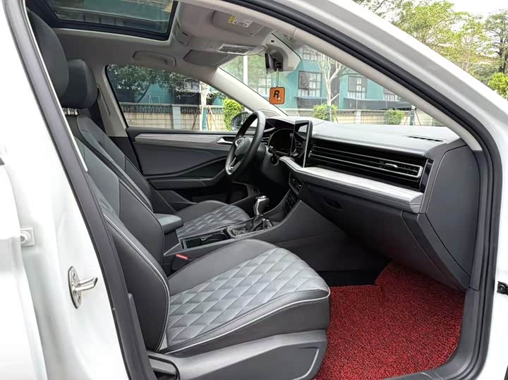 Фото 9 - Volkswagen Sagitar L