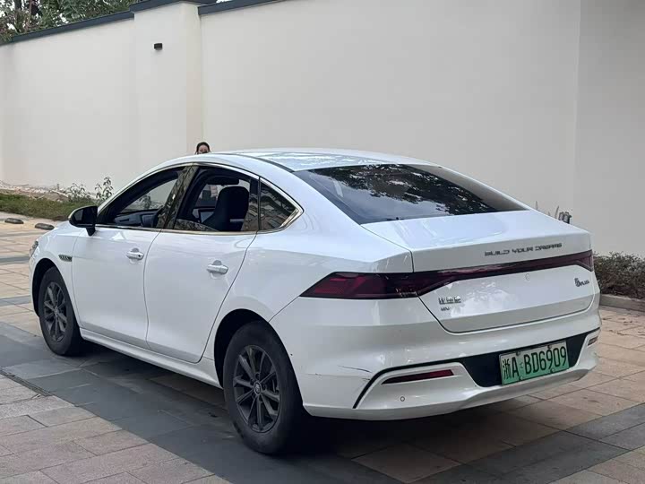 Фото 9 - BYD Qin Plus