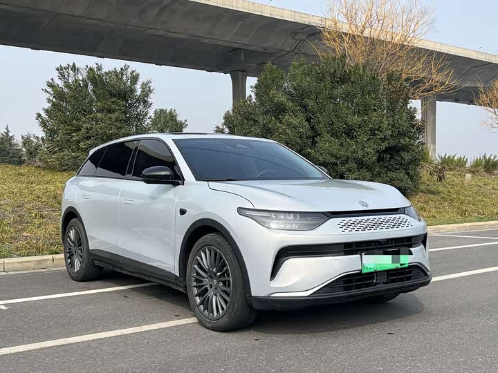 Фото 2 - Leapmotor C11