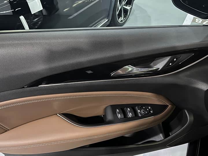 Фото 4 - Buick Regal