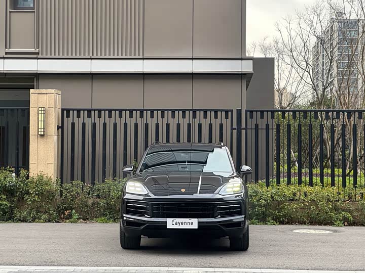 Фото 2 - Porsche Cayenne