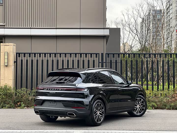 Фото 4 - Porsche Cayenne