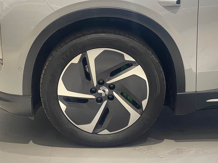 Фото 5 - Nio EC6