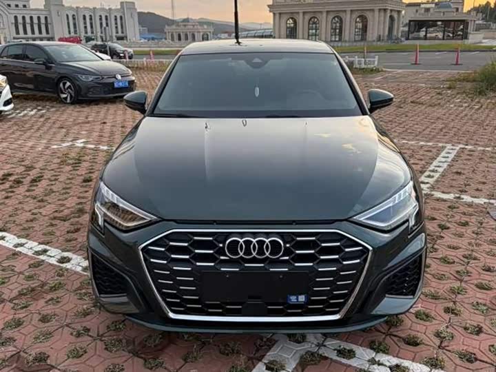 Фото 2 - Audi A3