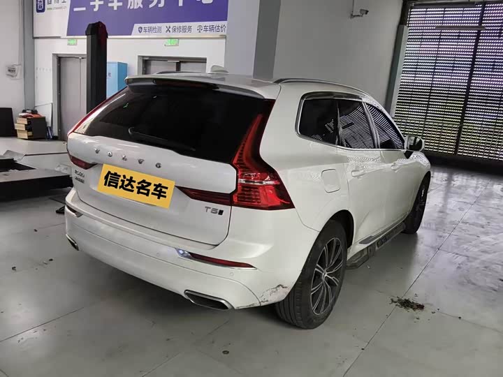 Фото 2 - Volvo XC60